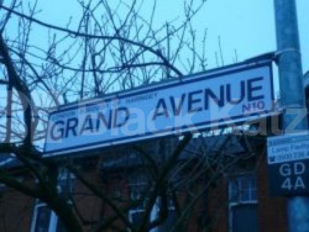 			AMAZING STUDIO!!!, Studio Apartment, 1 bath, 1 reception Flat			 Grand Avenue, MUSWELL HILL N10